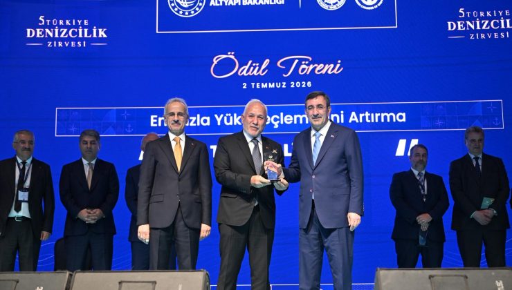 Tosyalı İskenderun Limanı’na “Yük Elleçlemesini En Fazla Artıran Liman” Ödülü