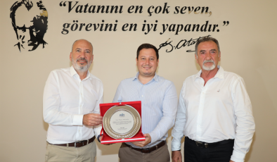 Ege İhracatçı Birlikleri’nden Sürdürülebilir Tarıma Destek: Tarım İlacı Ambalajları İçin 48 Toplama İstasyonu Kuruldu