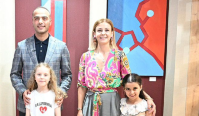 Gaziosmanpaşa Belediyesi’nden Sanata Destek: Gözde Büyükdereli’nin “Yön” Sergisi Sanatseverlerle Buluştu