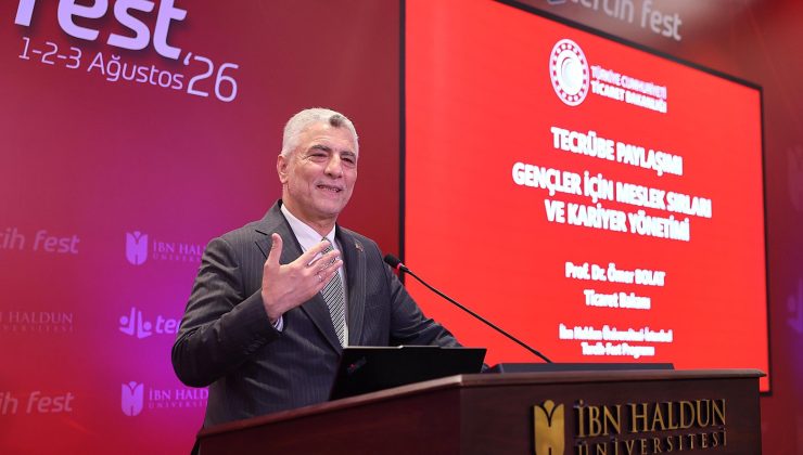 Bakan Bolat: “Türkiye Yüzyılı’nın En Büyük Gücü Bilgiyle Donanmış Gençlerimizdir”