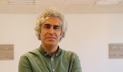ELEKTRİKLİ ARAÇLARDA GÖRÜNMEYEN TEHLİKE: KOKU, DUMAN VE TISLAMA SESLERİNE DİKKAT!