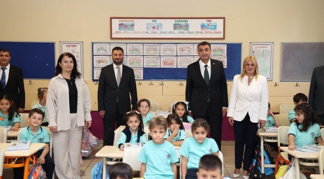 KÂĞITHANE’DE İLK DERS ZİLİ HEYECANI