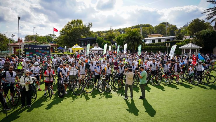 Yeşilay ve L’Étape Türkiye’den Sağlıklı Yaşam Sürüşü: 1.500 Bisiklet Sever Pedal Çevirdi