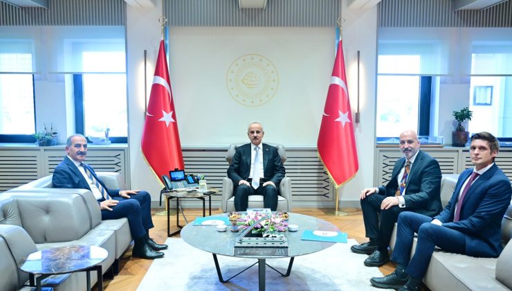 Yaş meyve sebze ve meyve sebze mamulleri sektörlerinin lojistik sorunlarına bakan neşter attı