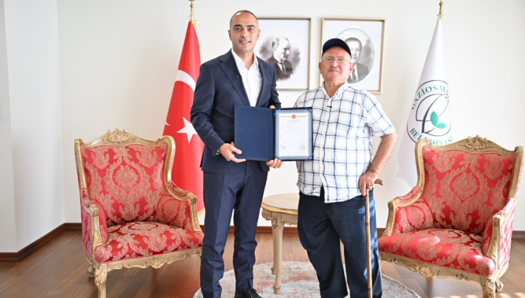 GAZİOSMANPAŞA’DA YARIM ASIRLIK MÜLKİYET SORUNU ÇÖZÜLDÜ: İLK TAPU TESLİM EDİLDİ