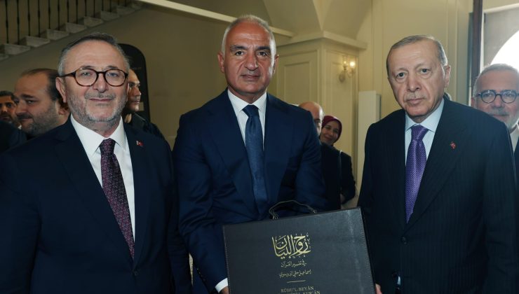 23 YILLIK EMEK, ASIRLARI AŞAN MİRAS! BURSEVÎ’NİN BAŞYAPITI KENDİ EL YAZISIYLA YENİDEN HAYAT BULDU