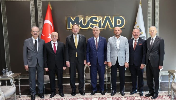 Ticaret Bakanı Ömer Bolat, MÜSİAD Yüksek İstişare Heyeti ile Bir Araya Geldi