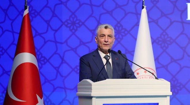 Ticaret Bakanı Ömer Bolat, Kültür ve Sanatla Büyüyen Ticaretin Hikayesi Forumu’nda Konuştu
